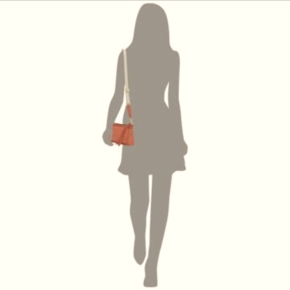 Lucky Brand Orange Koda Leather crossbody bag😍🥰 - Picture 3 of 15